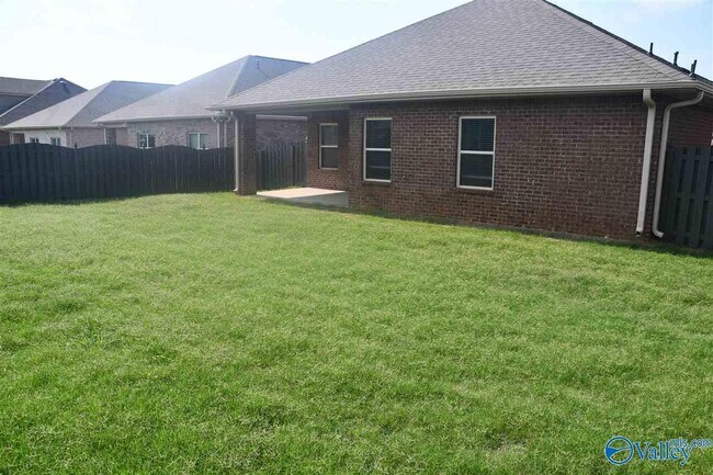 Building Photo - 257 Caudle Dr
