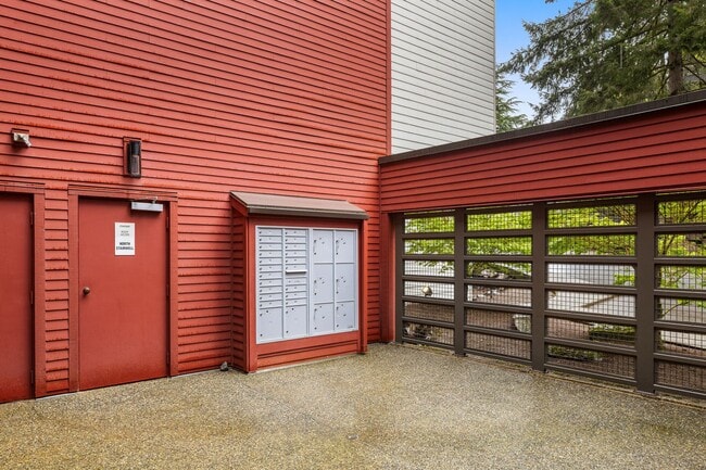 Building Photo - 145 105th Ave SE