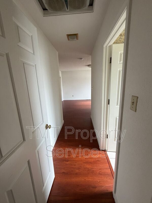 Building Photo - 2 Polvadera Ct