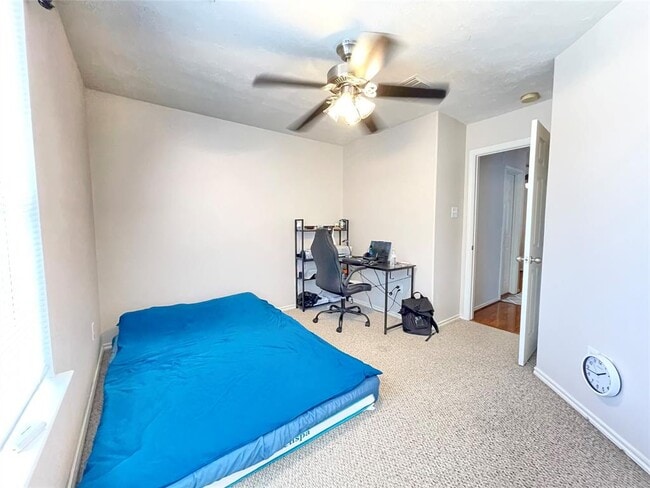 Building Photo - 25235 Boulder Bend Ln