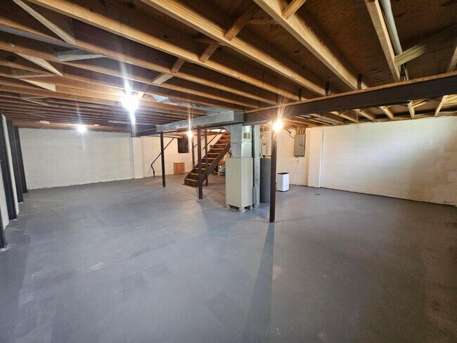 Building Photo - 1793 Ibson Dr