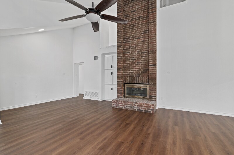 Building Photo - 18904 Whitewater Ln