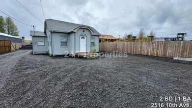Building Photo - Cozy 2BD | 1 BA with Parking - Forest Grove