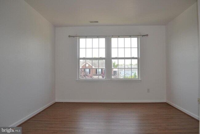 Building Photo - 5413 Silver Maple Ln