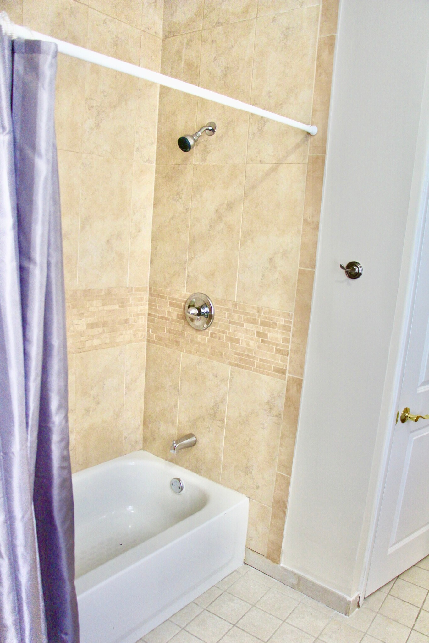 master bath - 526 St Paul St