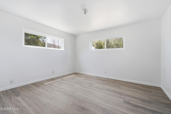 Building Photo - 4851 W Ave M8
