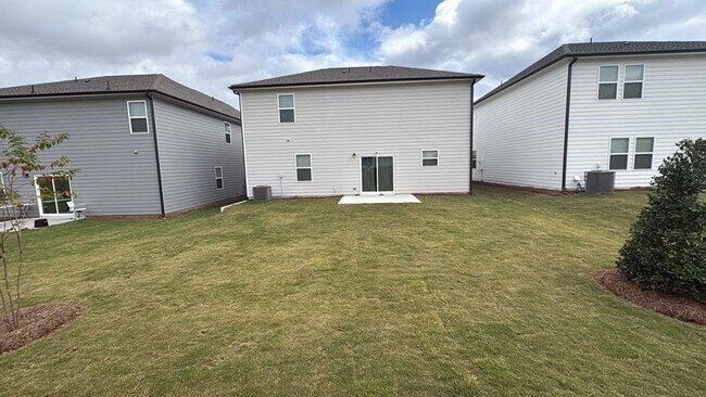 Building Photo - 1429 Hunter Trl
