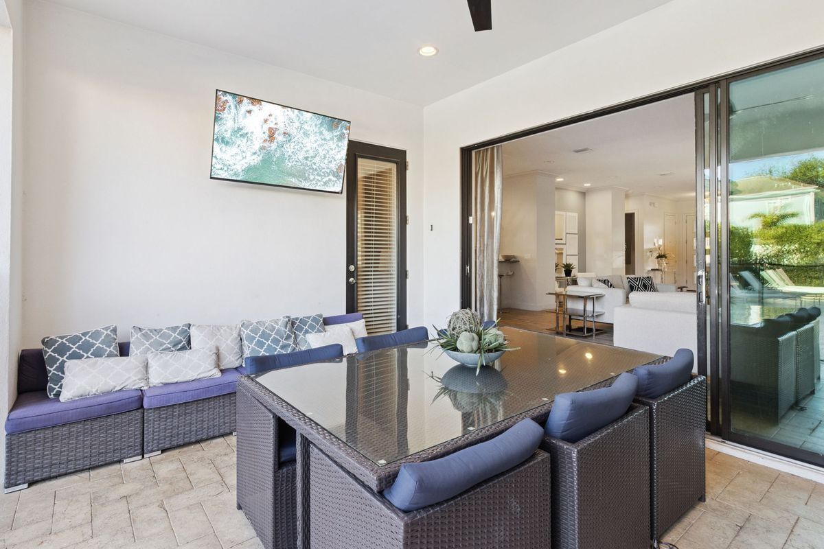 Building Photo - 7423 Sparkling Ct