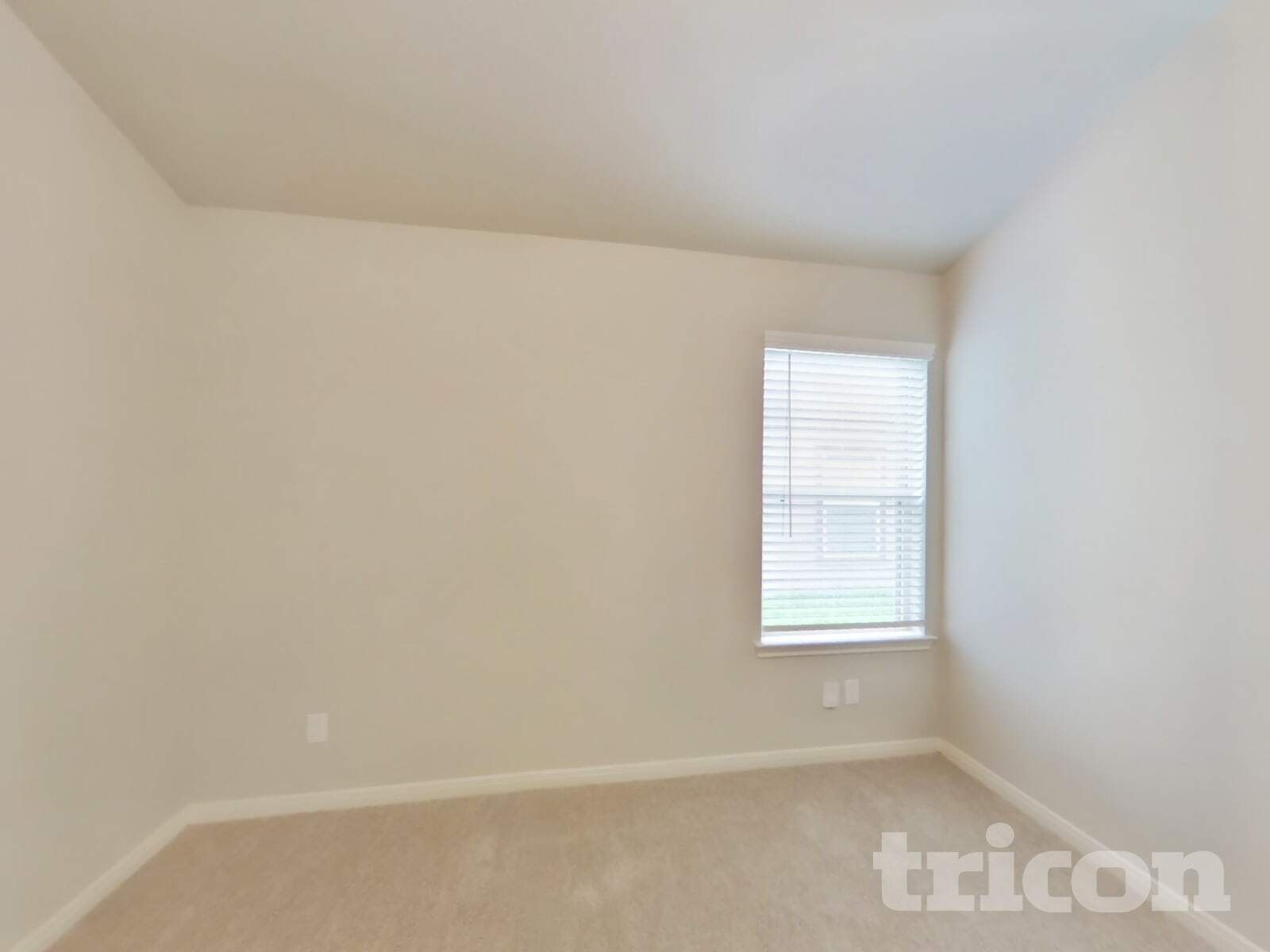 Building Photo - 9834 Gln Brk Ln