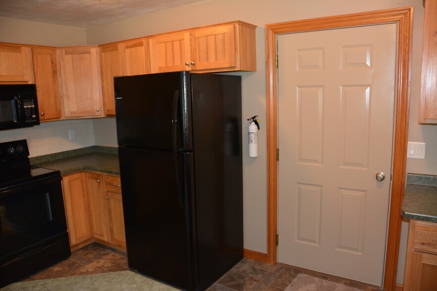 Building Photo - 327 Cordy Lane