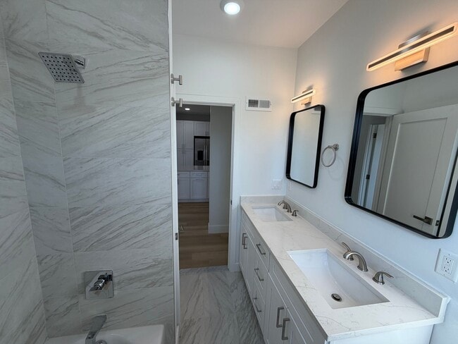 Building Photo - Brand new 3bed 2bath Single Family Home