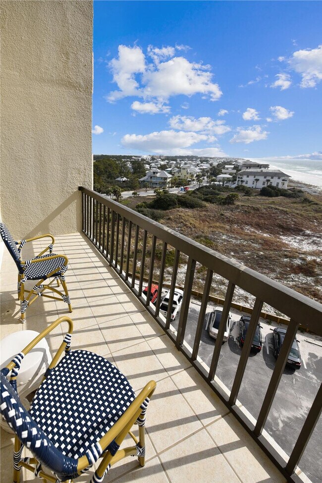 Building Photo - 23223 Front Beach Rd