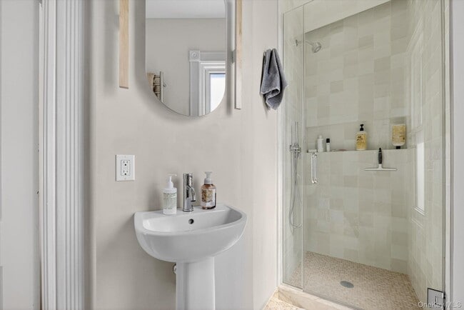 Building Photo - 22 High St