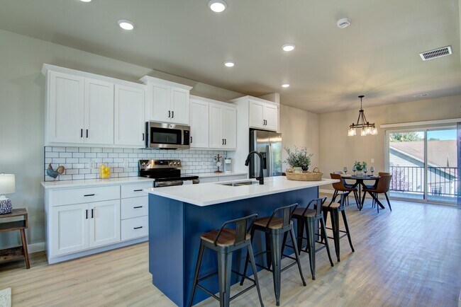Building Photo - 2537 Otter Creek Trail