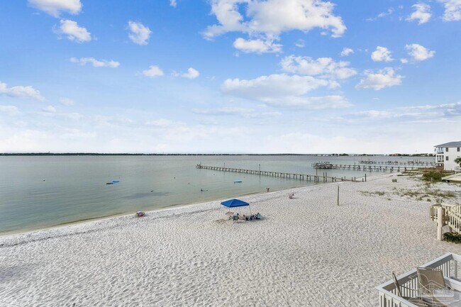 Building Photo - 1100 Fort Pickens Rd