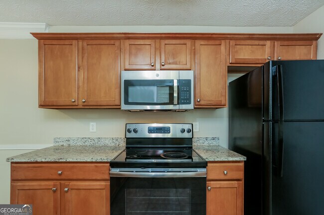 Building Photo - 3909 Riverside Pkwy