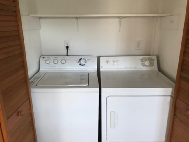 Building Photo - 2992 Portertown Rd