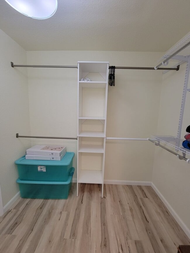 Building Photo - Furnished Downstairs Unit In North Kihei