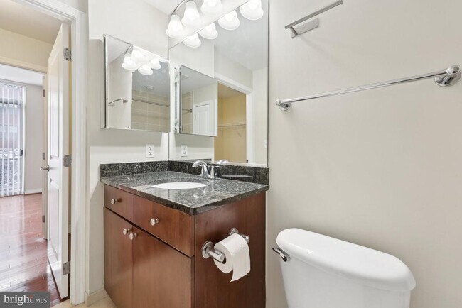 Building Photo - 155 Potomac Passage