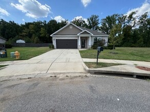 Building Photo - 154 Fernhill Dr NW