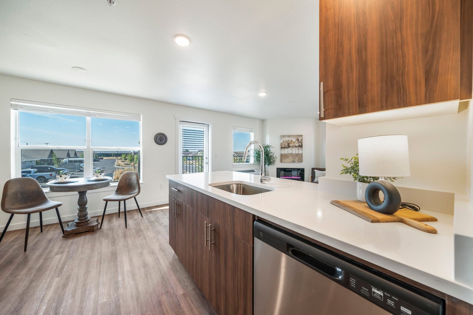 Interior Photo - North 88