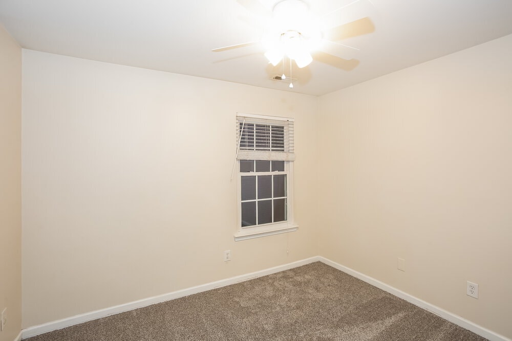 Building Photo - 3043 Clover Rd NW