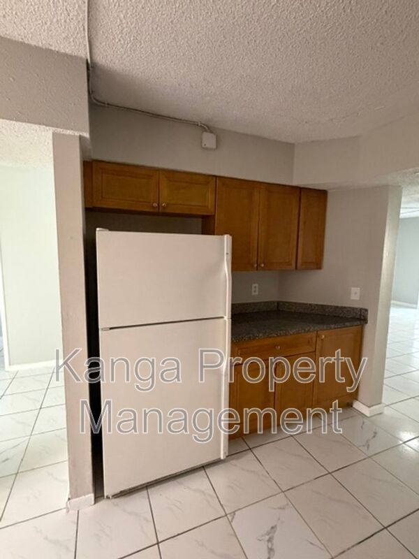 Building Photo - 11449 NW 35th St