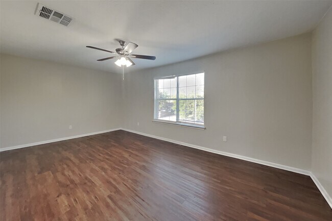 Building Photo - 29102 Fox Fountain Ln