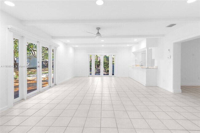 Building Photo - 16412 SW 74th Ct