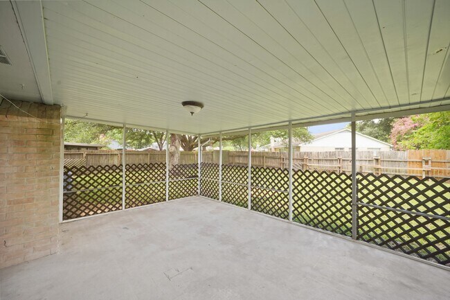 Building Photo - 22202 Cimarron Pkwy