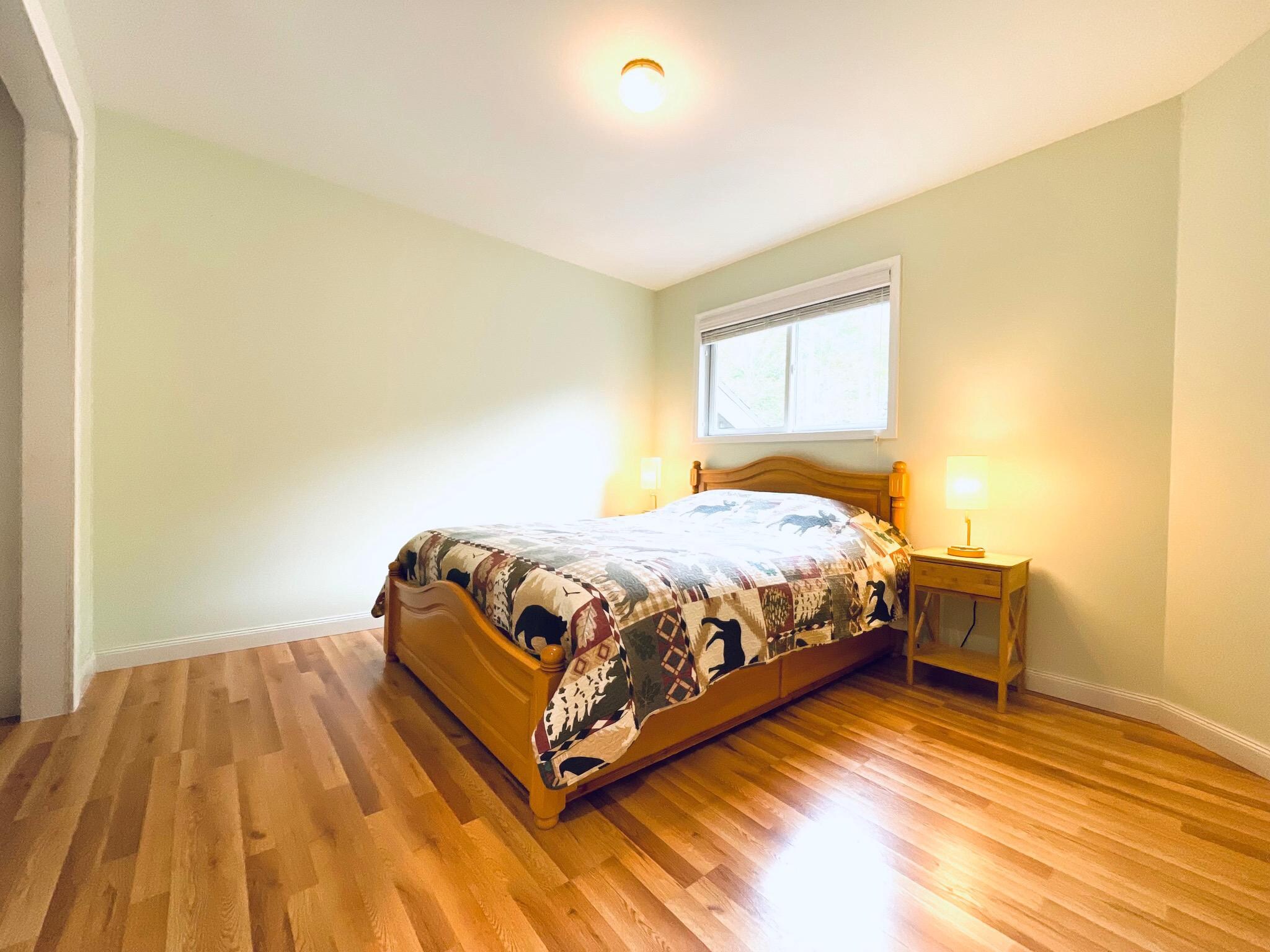 Building Photo - 157 Main St