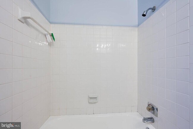 Building Photo - 3630 39th St NW