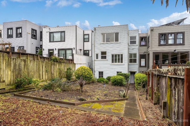 Building Photo - 766 23rd Ave