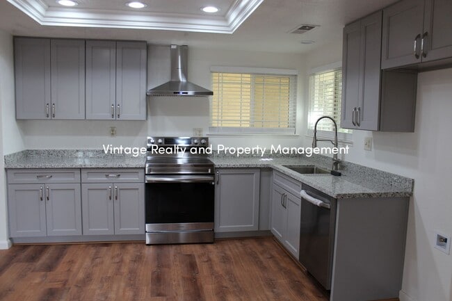 Building Photo - Available Soon! Recently Updated Very Nice...
