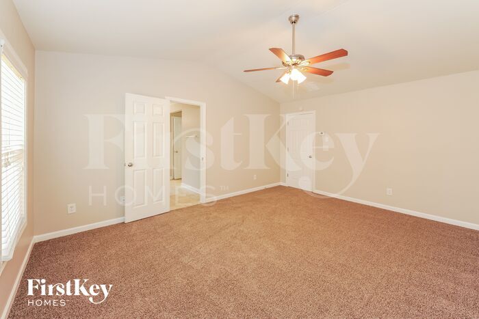 Building Photo - 5440 Crestwick Wy