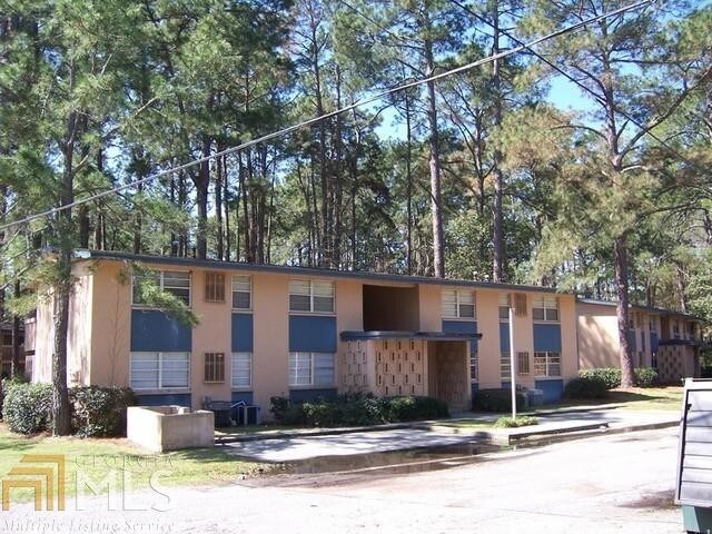 Primary Photo - 510 S College St