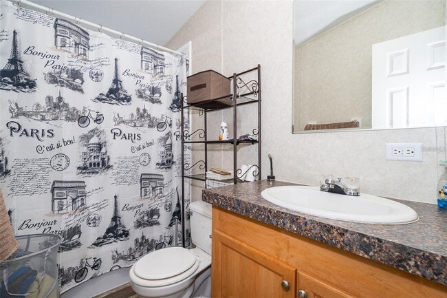 Building Photo - 1621 Tangerine St