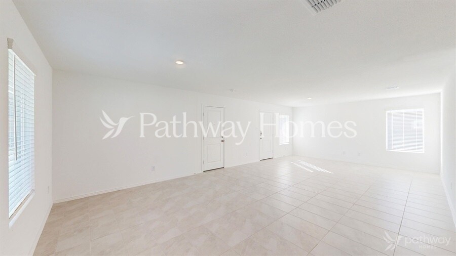 Building Photo - 8801 Red Fox Trl