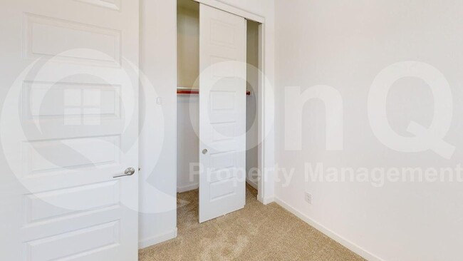 Building Photo - 17108 W Fallen Leaf Ln