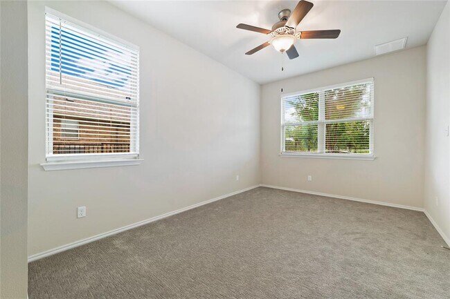 Building Photo - 16920 John Michael Dr