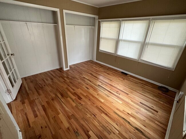 Bedroom 3/Home Office - 2112 Adair Ave
