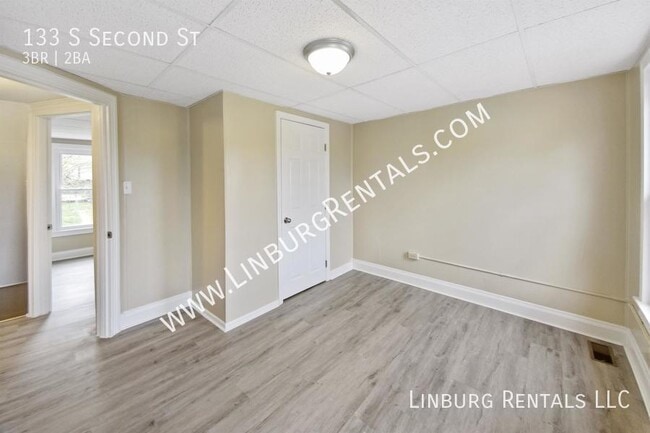 Building Photo - 133 S Second St-