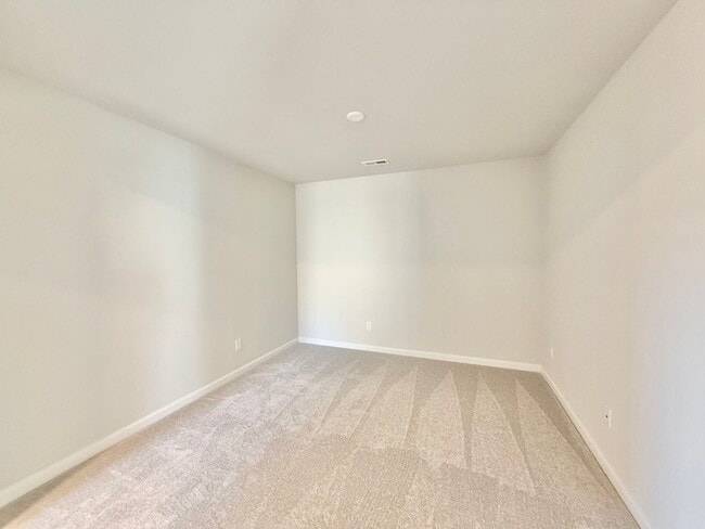 Building Photo - Stunning New Construction 3BD, 2.5BA End Unit Morrisville Townhome with Premier HOA Amenities in ...