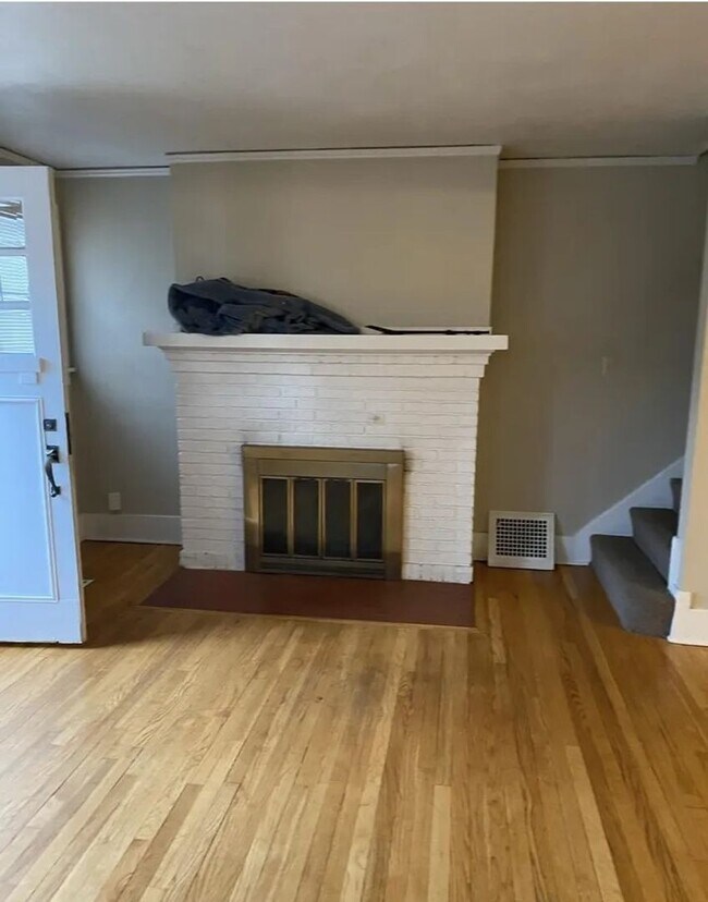 Building Photo - 4918-4920 California St