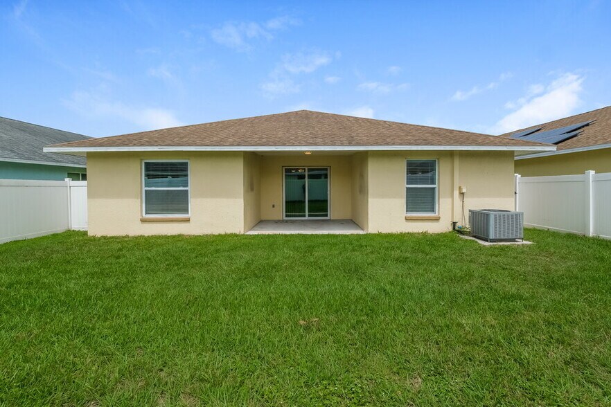 Building Photo - 1206 Humble Haven St