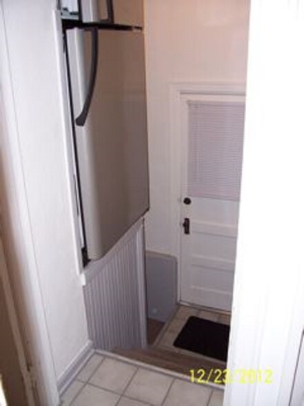 Building Photo - 1110 S 900 E