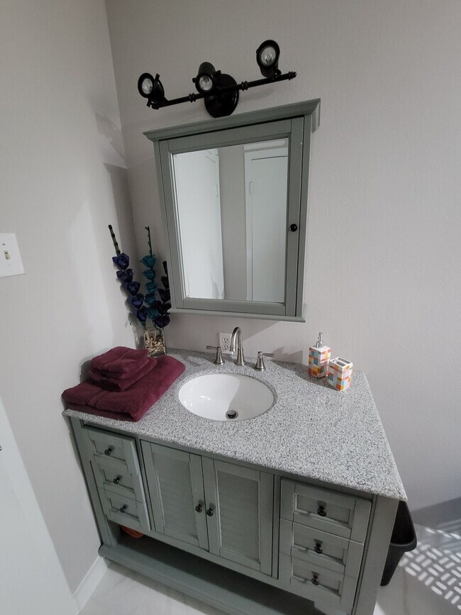 Building Photo - 8304 Bridgetown Dr