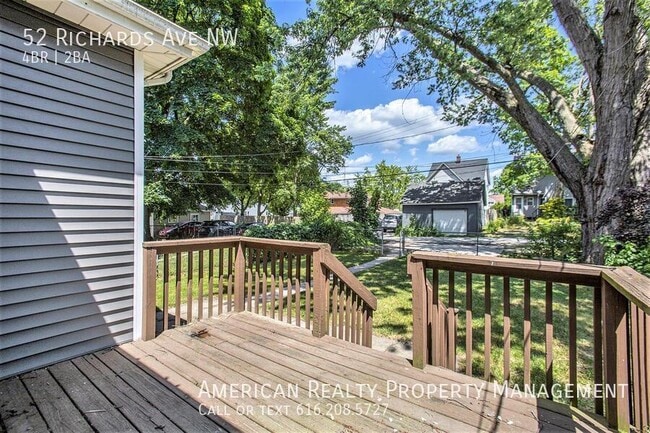 Building Photo - 52 Richards Ave NW