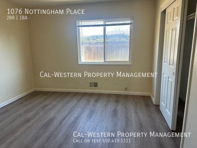 Building Photo - 1076 Nottingham Pl