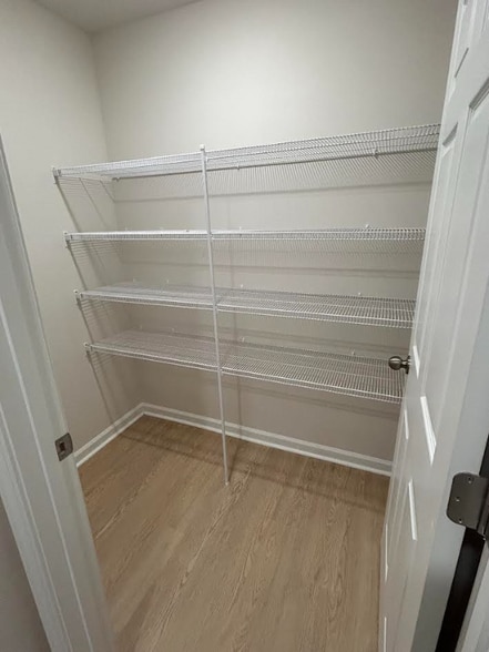 Building Photo - 111 Red Maple Pl